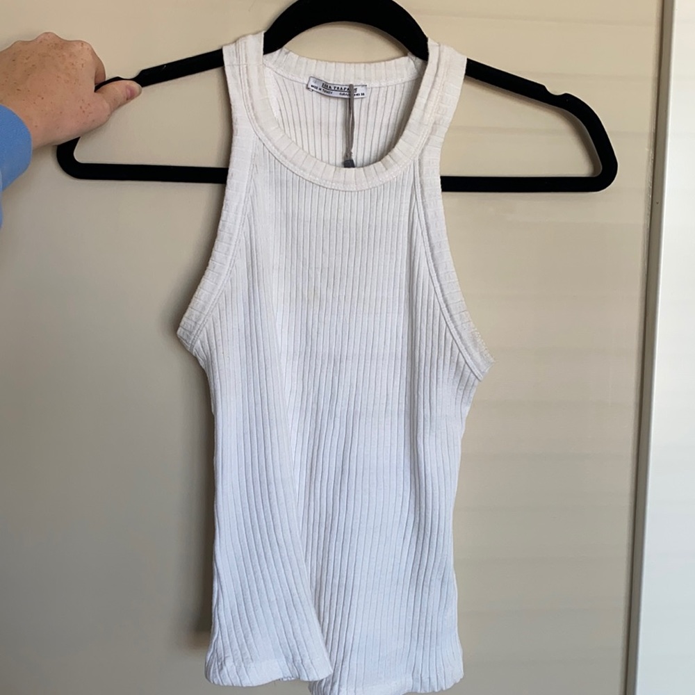 Pre-Owned Zara Crop-Top